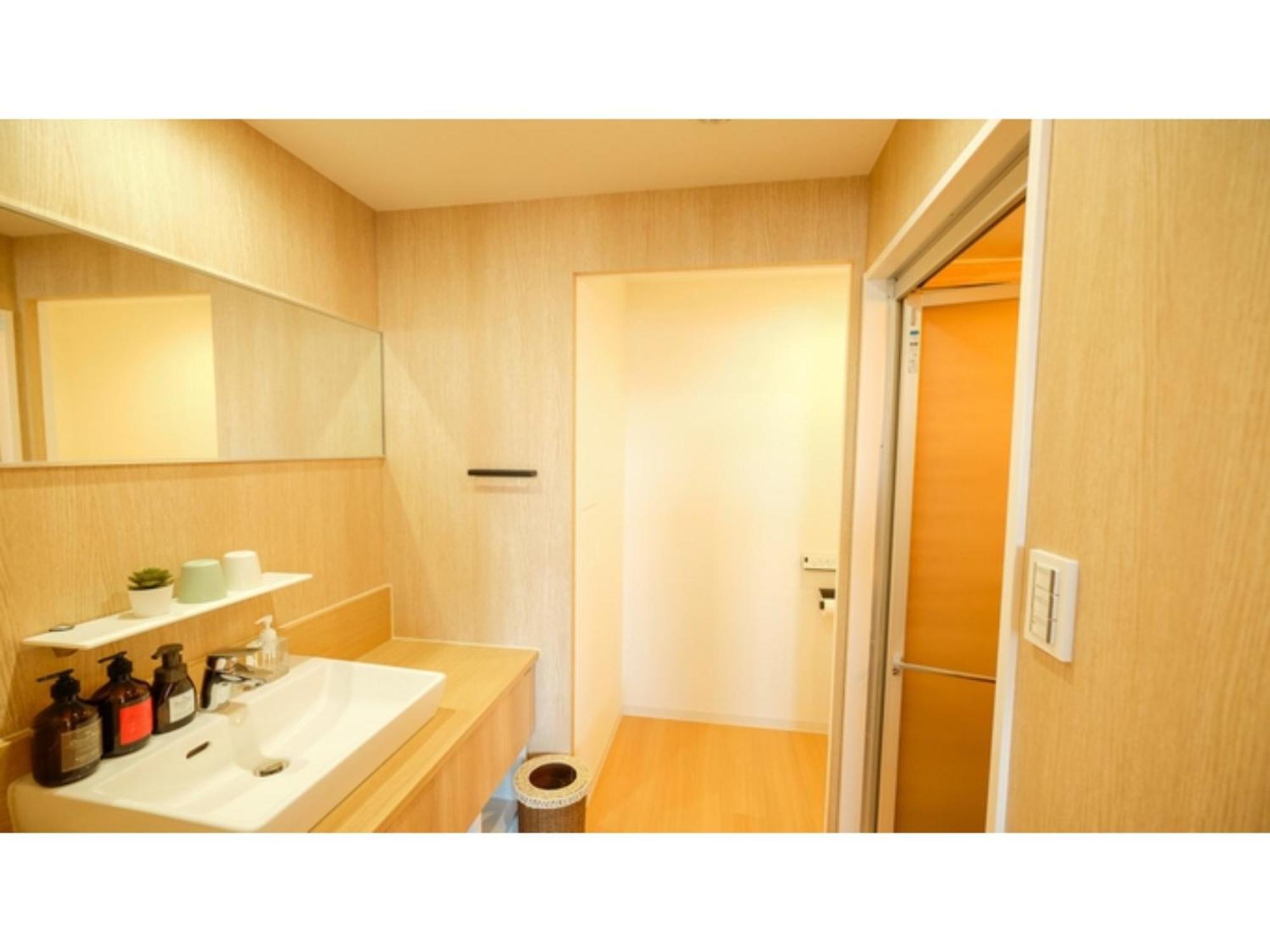 Ele Hotel Kuzuha - Vacation Stay 80336V Хираката Екстериор снимка